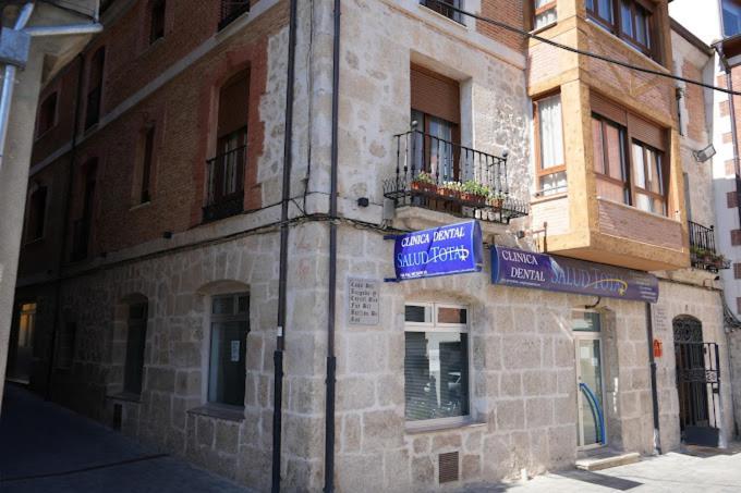 Roa Apartamentos Turisticos Empecinado מראה חיצוני תמונה